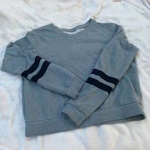 Forever 21 gray sweatshirt